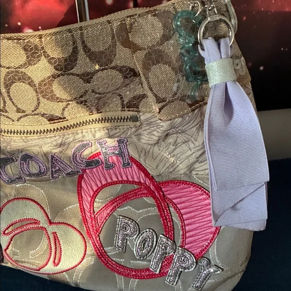 Rare Coach Poppy Ltd Ed. Patchwork Shoulder Bag - Picture 8 of 10